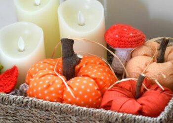 30 Easy And Frugal DIY Fall Crafts For The Whole Family