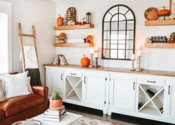 30 Fall Living Room Decor Ideas To Spice Up Your Home