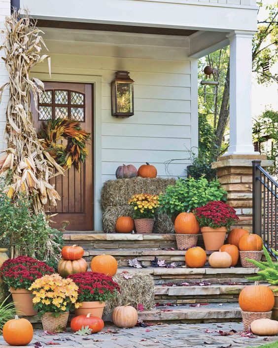 decorate outside for fall