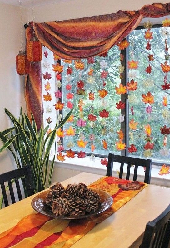Leafy Window Curtain
