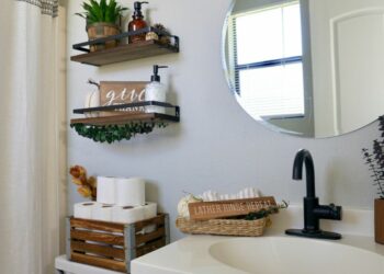 30 Stunning Fall Bathroom Decor Ideas You Should Try This Season