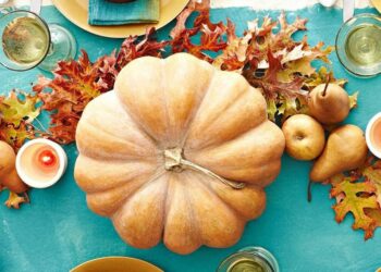 30 Fall Table Centerpiece Ideas That Bring The Season To Your Table
