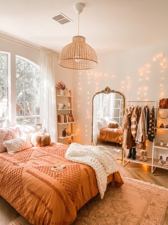 fall bedroom decor 