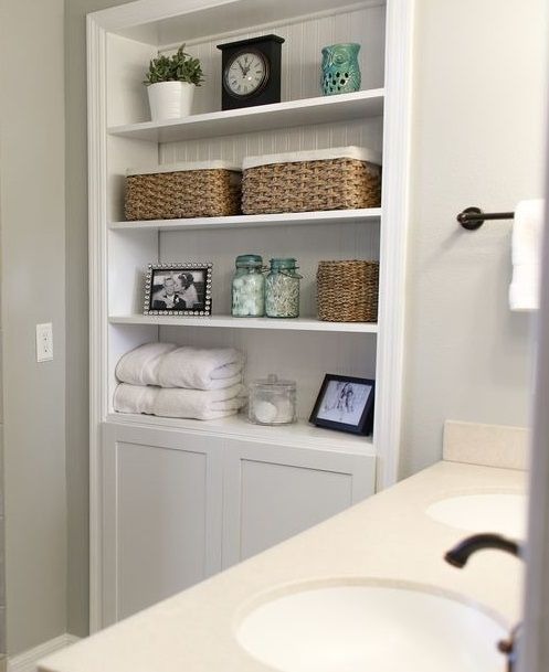 tips to organize and declutter a bathroom