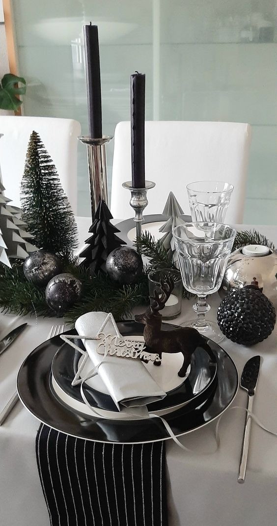 Black-and-White Centerpiece