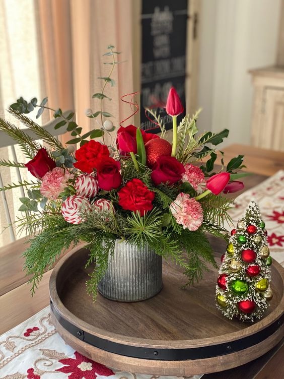 50 Festive and Fabulous Christmas Flower Arrangements You’ll Love