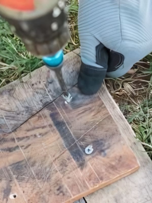 Using Outdoor Deck Screws