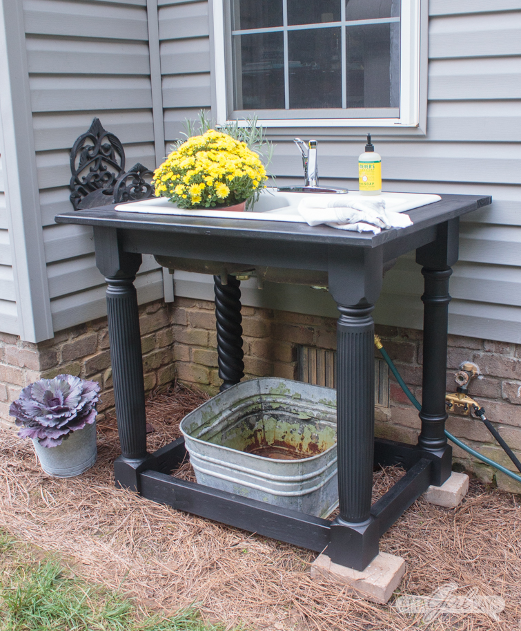 Vintage Farmhouse Sink