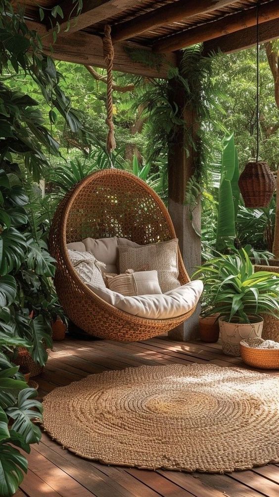 Cozy Tropical Swing Haven