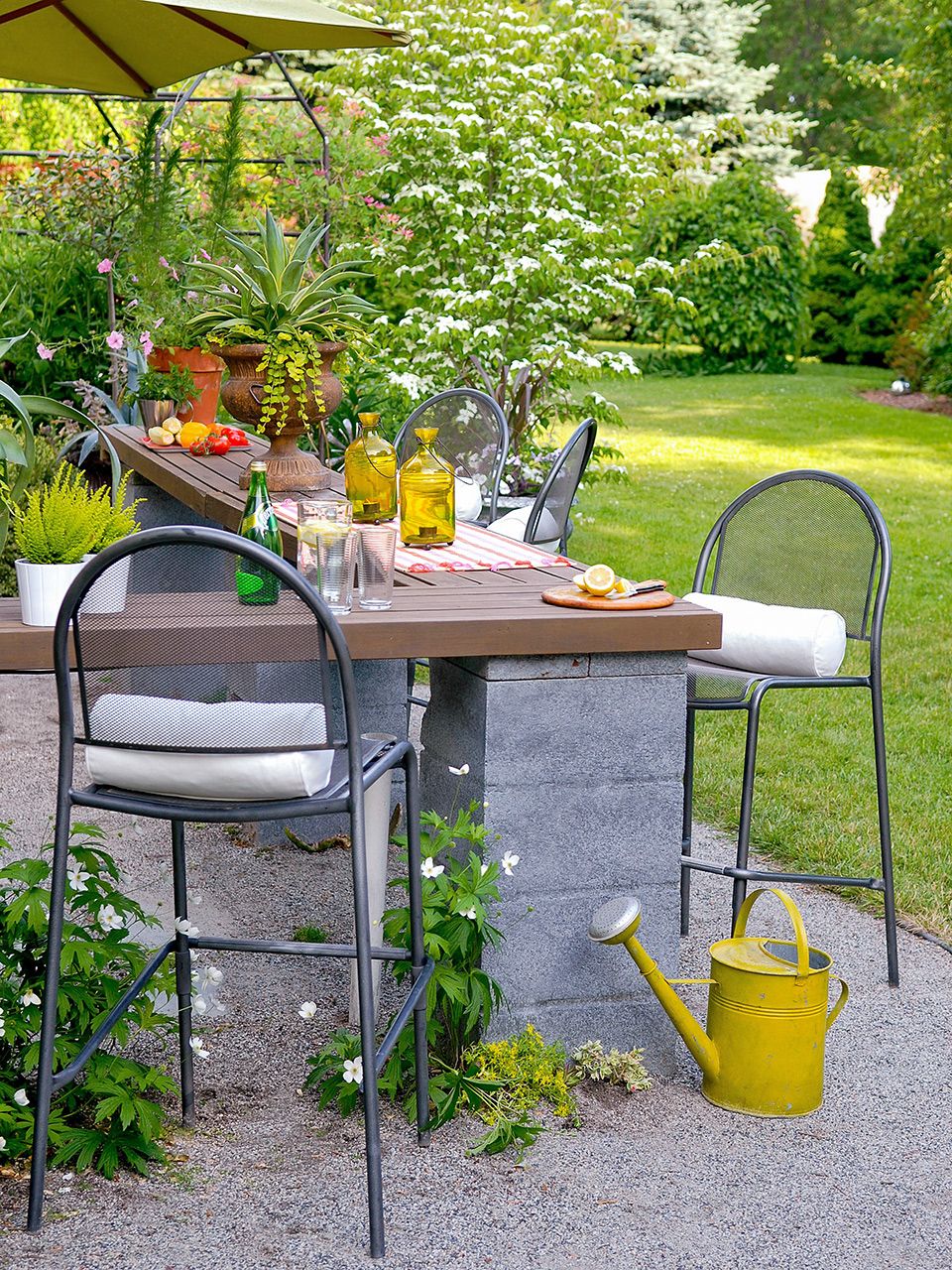 DIY Garden Bar or Counter