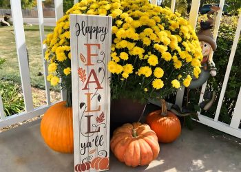 24 Outdoor Fall Decor Ideas to Transform Your Home with Seasonal Charm