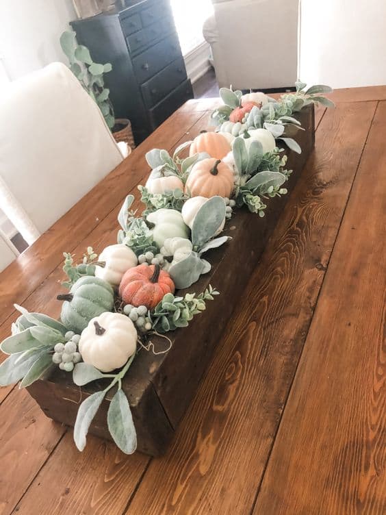 DIY Wooden Centerpiece Box