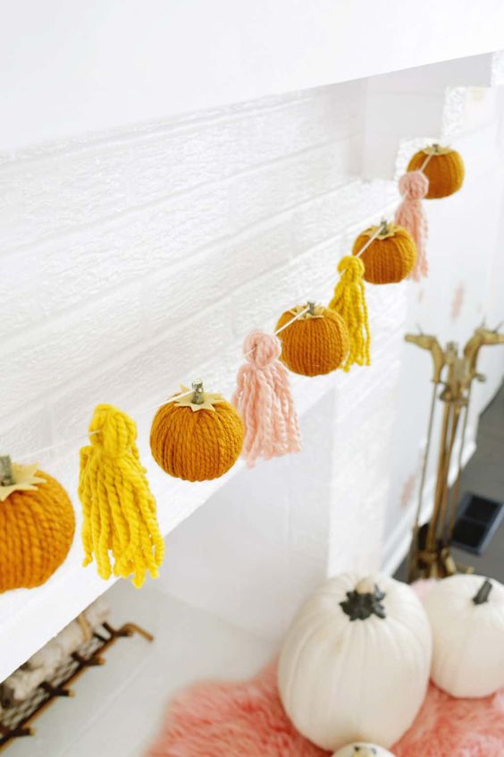 Adorable Yarn Pumpkin and Tassel Garland