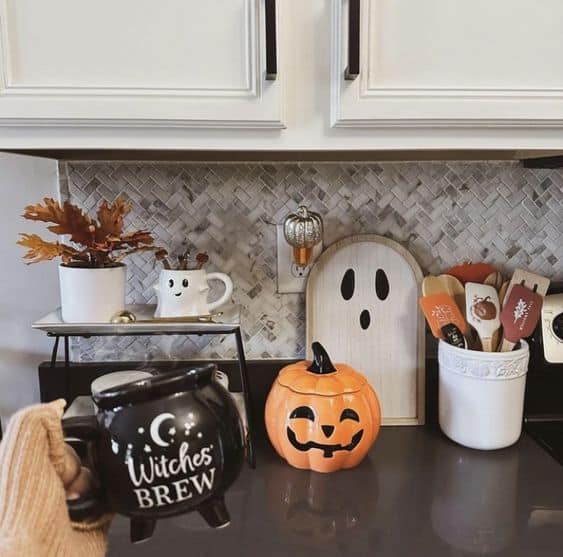 Spooky Chic Kitchen Charm