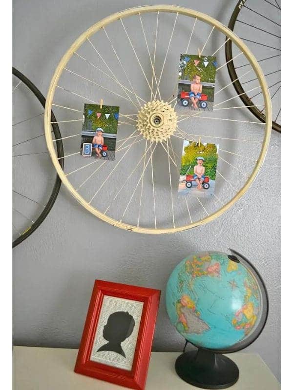 Creative Wheel Photo Display Frame