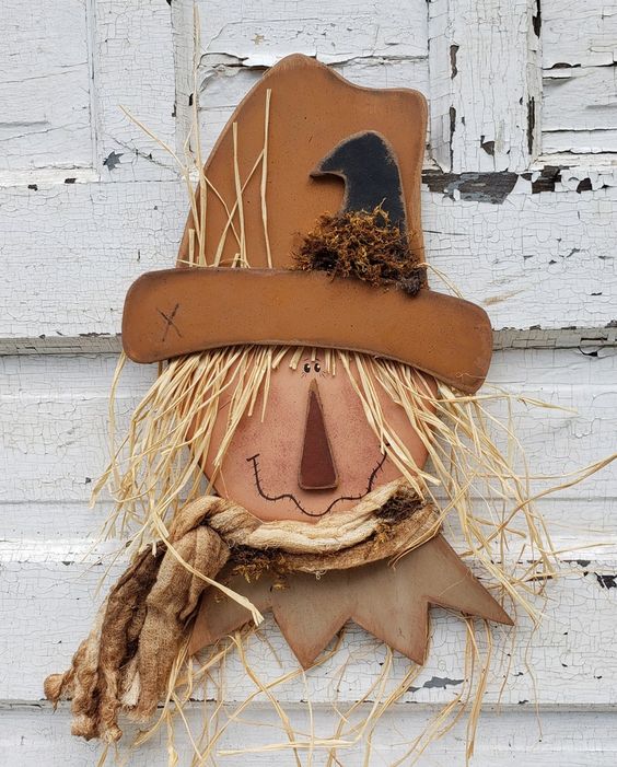 Adorable Rustic Scarecrow Wall Hanging