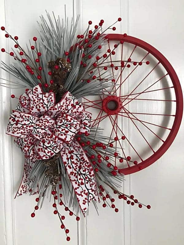 Festive Wheel Wreath Masterpiece