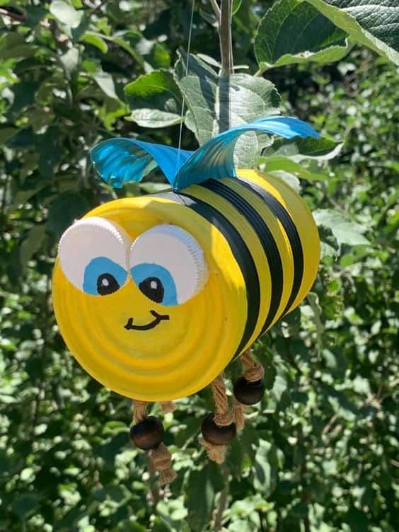 Adorable Bumblebee Tin Craft