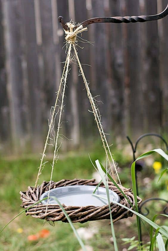 Vintage Terracotta Bird Oasis