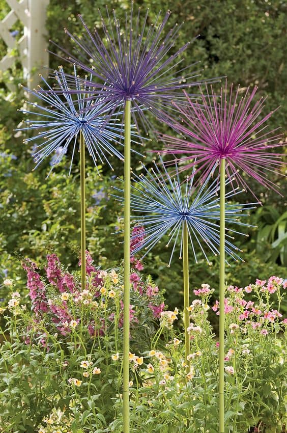 Colorful Starburst Sculptures