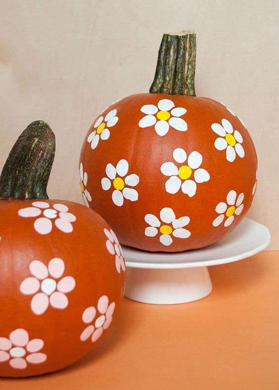 Daisy Pattern Pumpkins