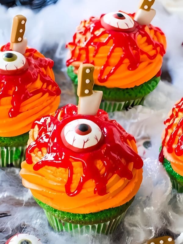 Bloodcurdling Eyeball Cupcakes with Knives