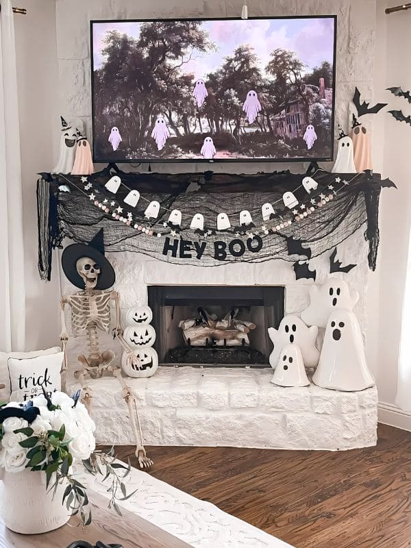 Cute Ghosts and Skeleton Halloween Fireplace