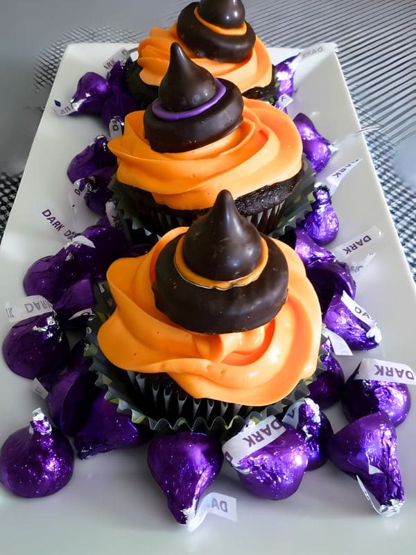 Deliciously Wicked Witch Hat Halloween Cupcakes