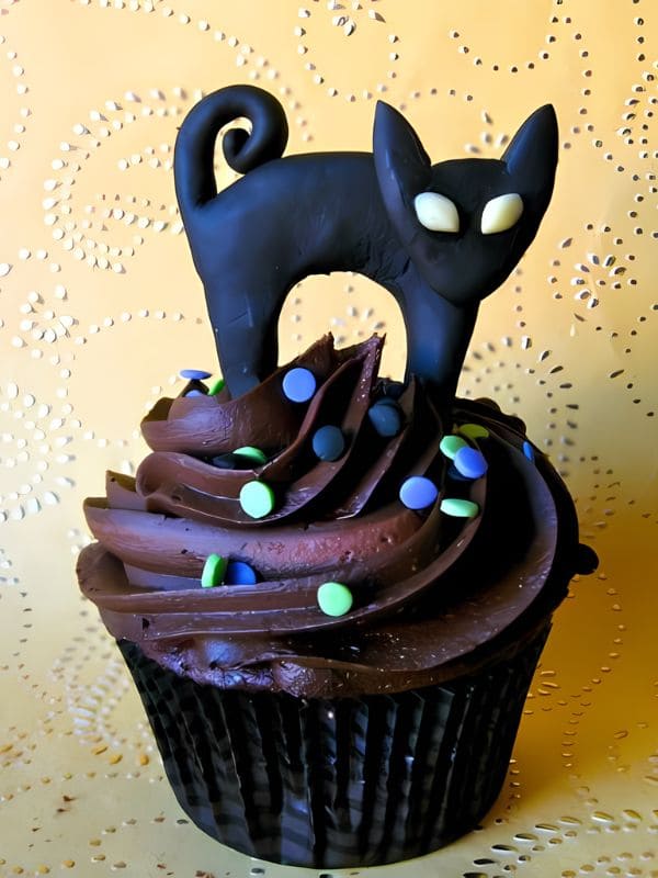 Enchanting Black Cat Halloween Cupcake