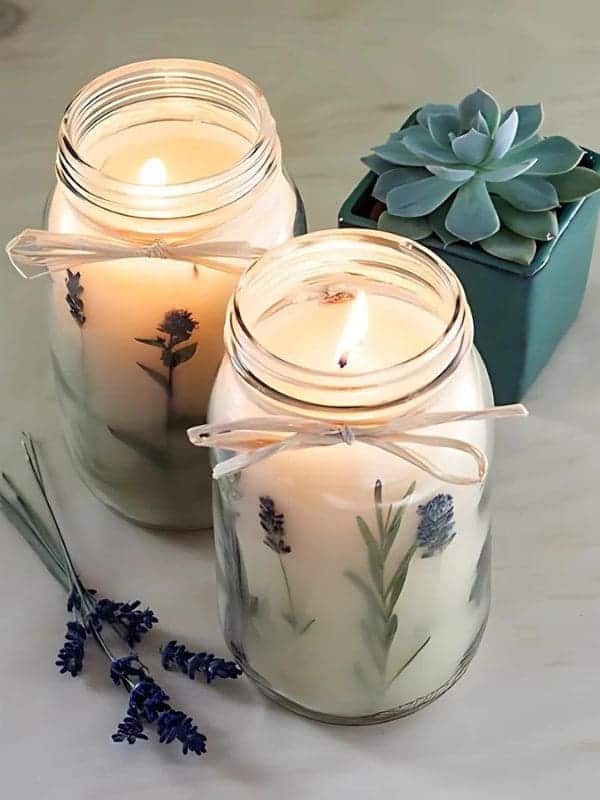 Guide on Making DIY Lavender Candles for Better Sleep