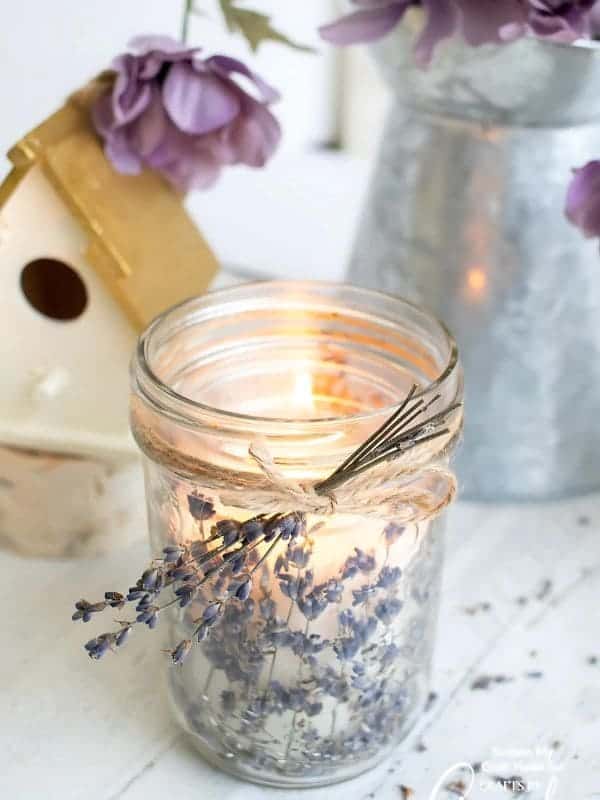 Guide on Making DIY Lavender Candles for Better Sleep