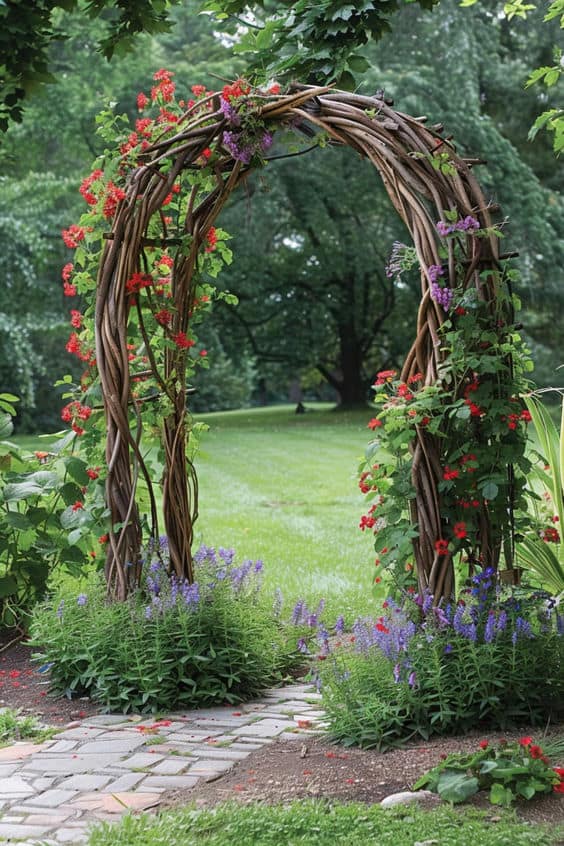 Natural Woven Vine Archway