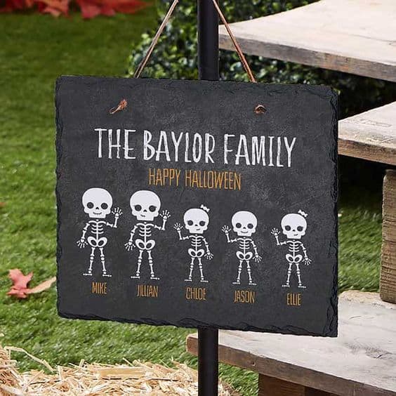 Spooky Skeleton Family