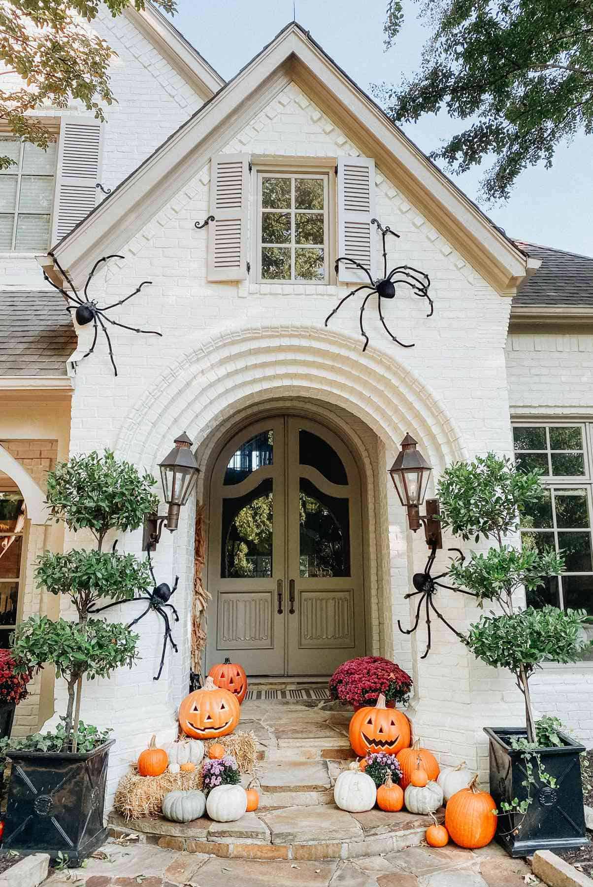 Playful Pumpkin and Spider Halloween Porch Decor