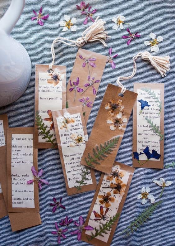 How to Make Pressed Flower Bookmarks In Just 4 Steps