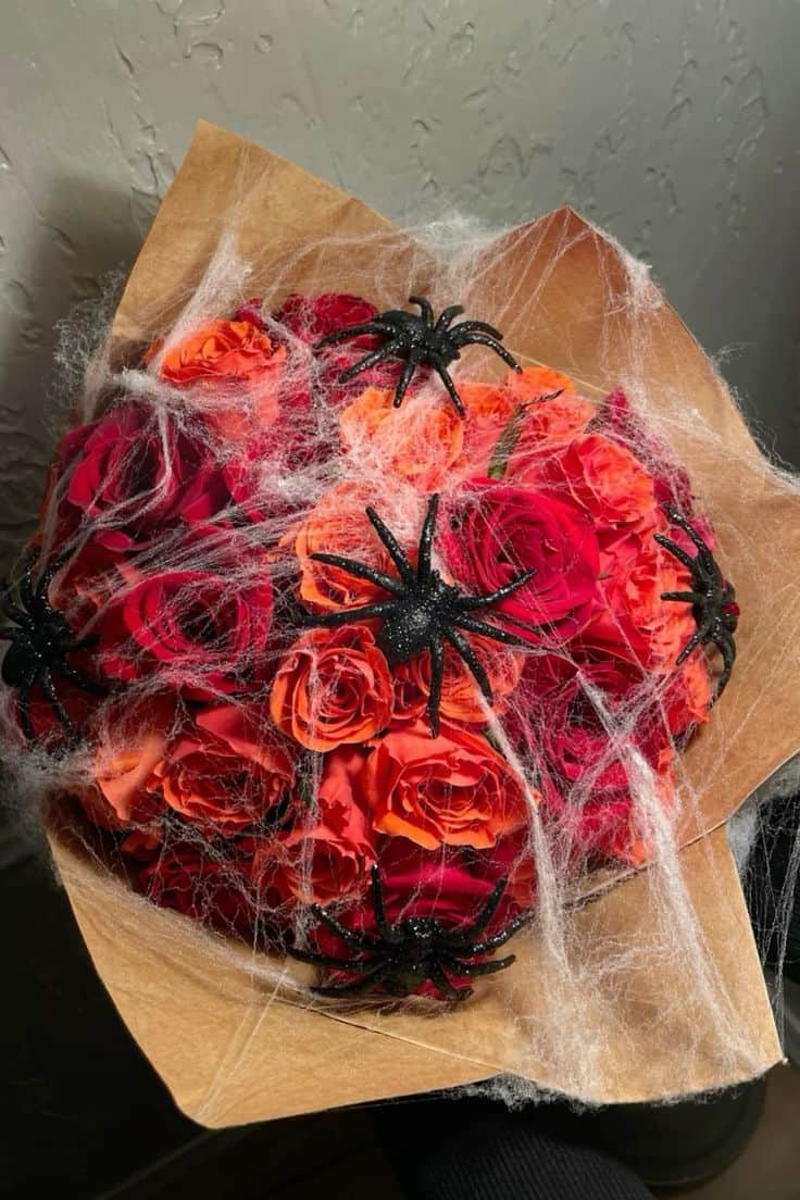 Creepy Spider Rose Bouquet