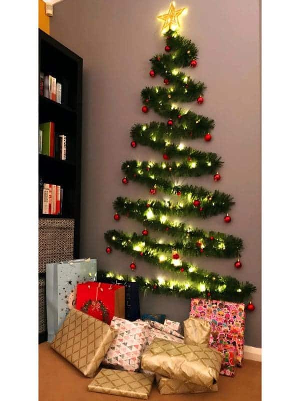 Modern Wall Christmas Tree