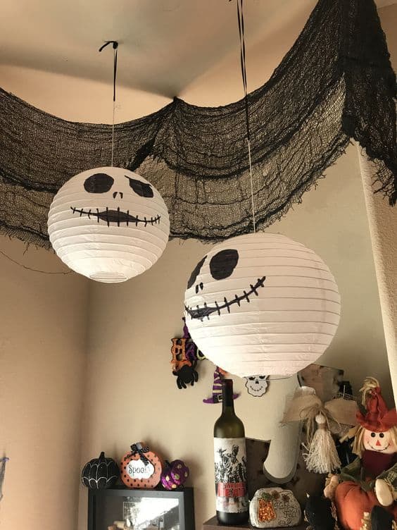 Spooky Skull Lanterns