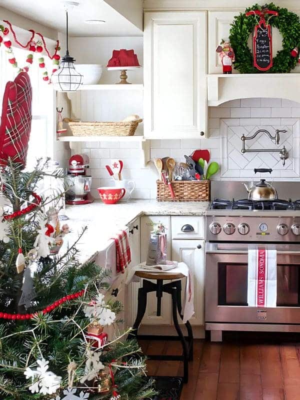 Cozy Christmas Kitchen Wonderland