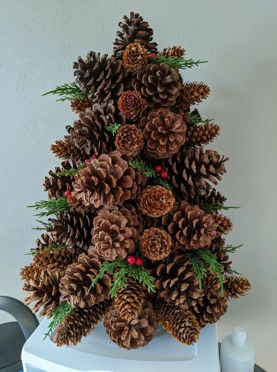 Rustic Pinecone Christmas Tree