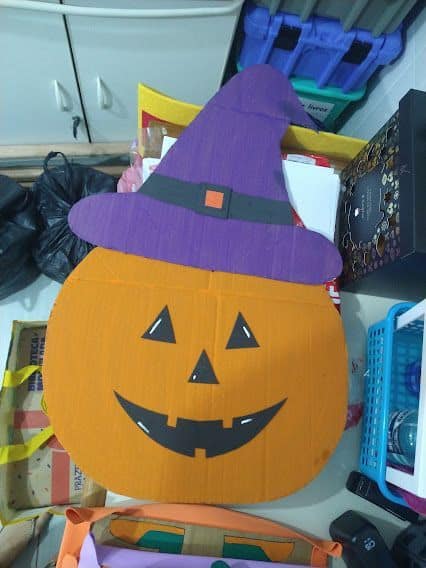 Charming Witchy Pumpkin Craft