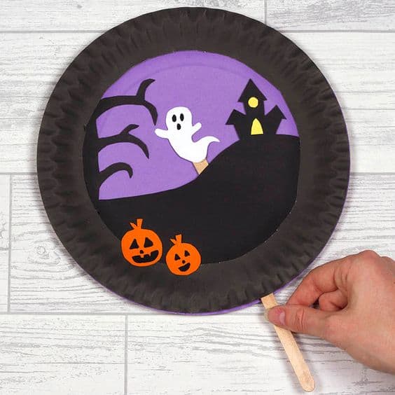 Interactive Halloween Ghost Puppet Plate