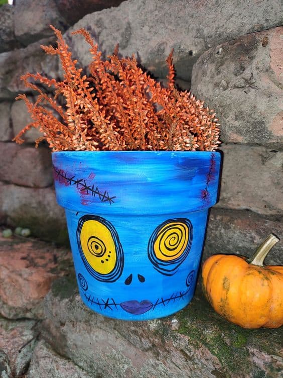 Zany Zombie Face Pot