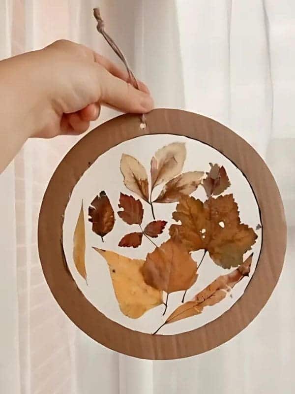 6 Simple Steps to Make DIY Nature Leaf Hanging Ornaments