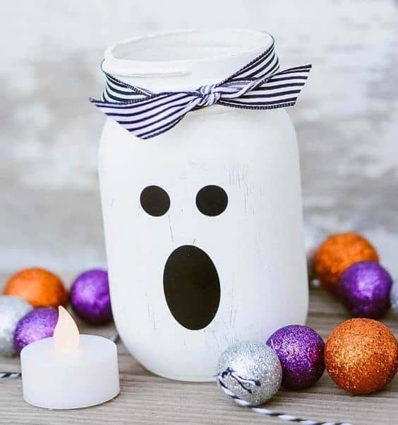 Charming Ghostly Glow Jar