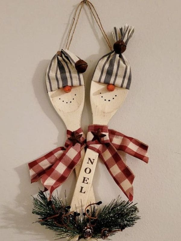 Cozy Noel Snowman Spoons