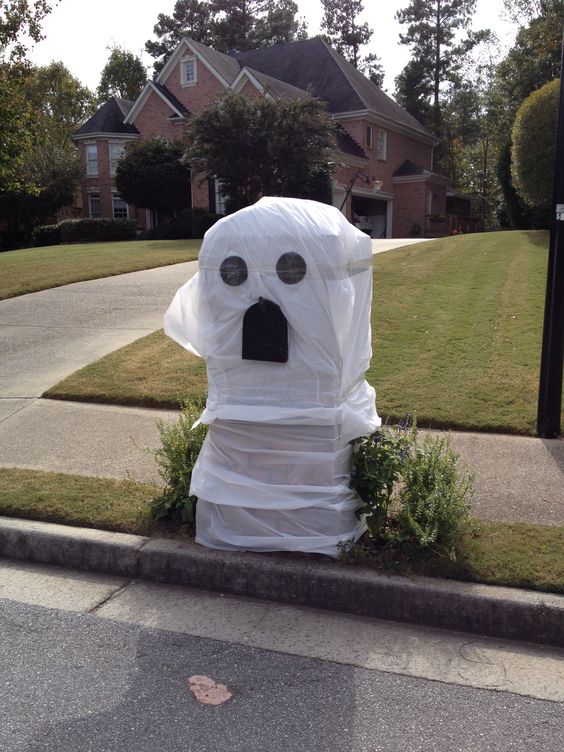 Ghostly Mailbox Halloween