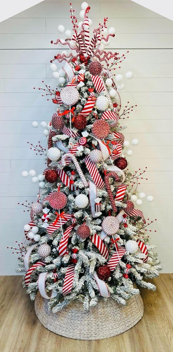 Candy Cane Wonderland Tree