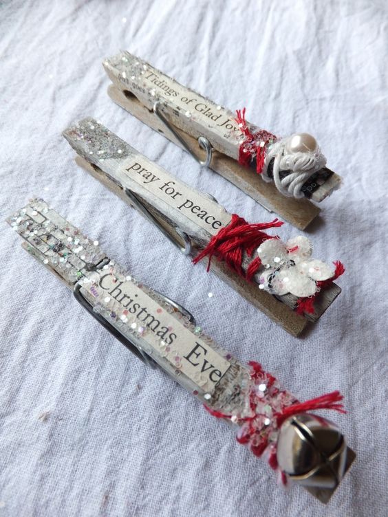 Elegant Christmas Message Clothespins