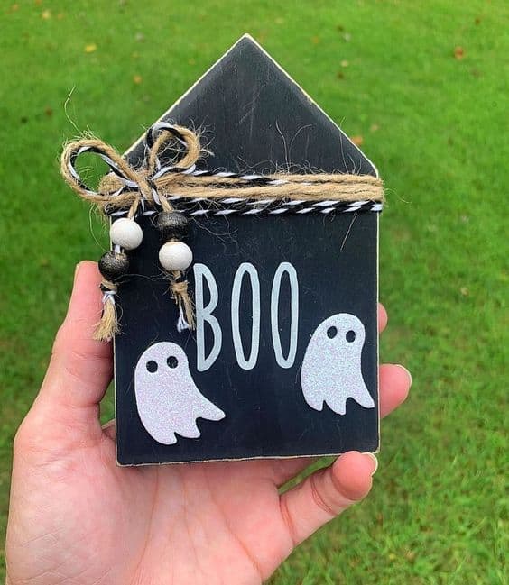 Adorable Ghost House Sign